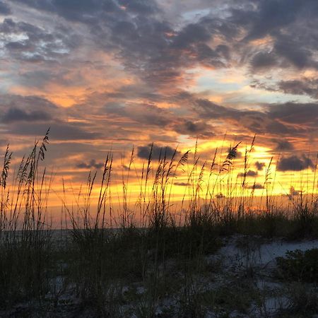 Summer Breeze - Weekly Beach Rental Clearwater Beach Exteriör bild