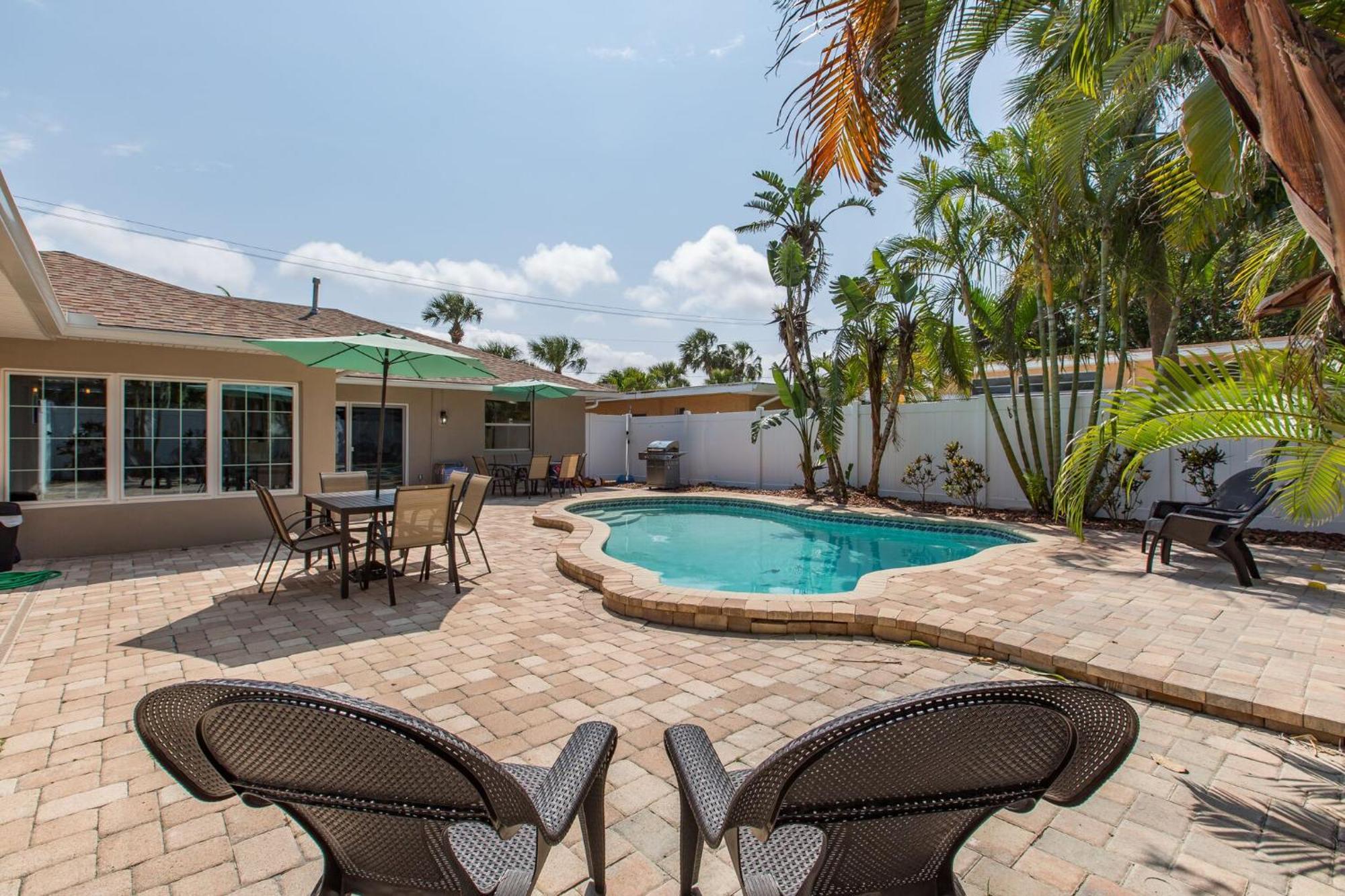 Summer Breeze - Weekly Beach Rental Clearwater Beach Exteriör bild